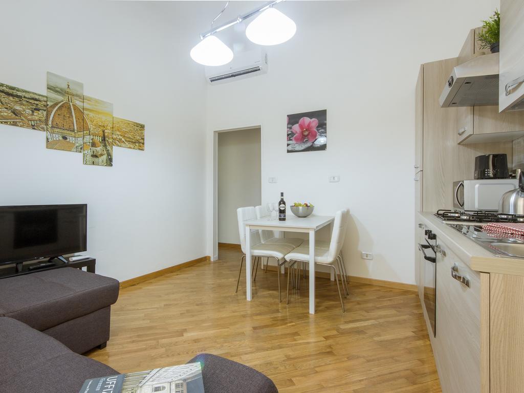 Stylisch Canacci 2 Bedroom Apartment Florence Buitenkant foto