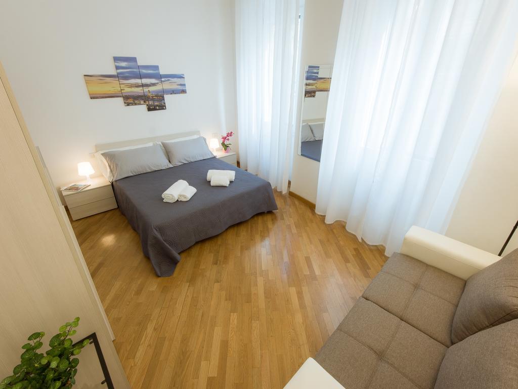 Stylisch Canacci 2 Bedroom Apartment Florence Buitenkant foto