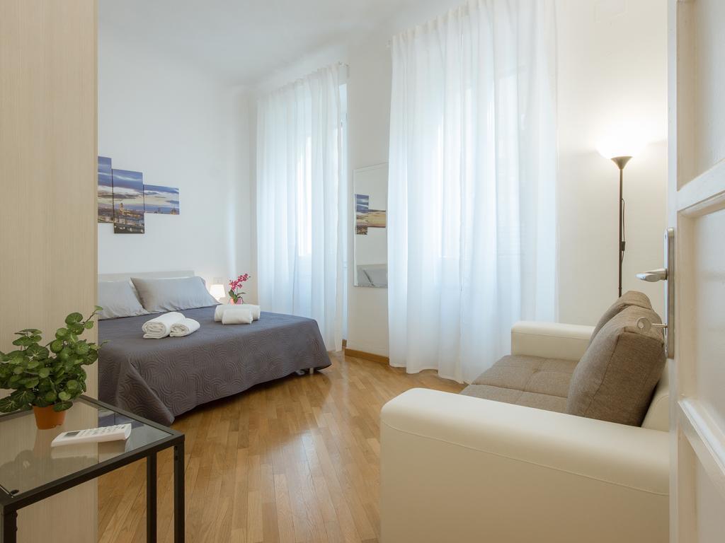 Stylisch Canacci 2 Bedroom Apartment Florence Buitenkant foto