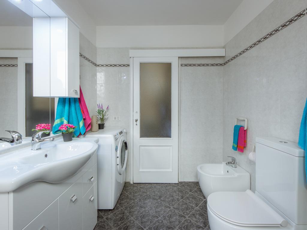 Stylisch Canacci 2 Bedroom Apartment Florence Buitenkant foto