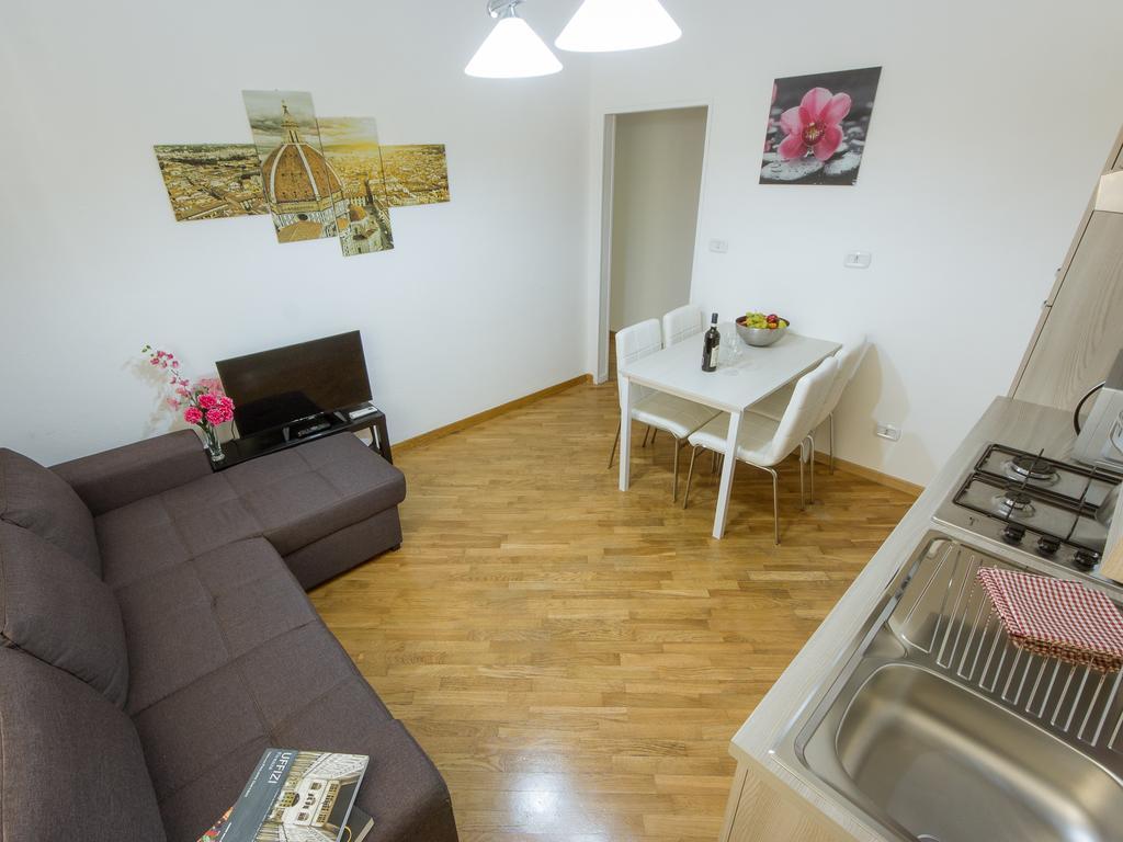 Stylisch Canacci 2 Bedroom Apartment Florence Buitenkant foto